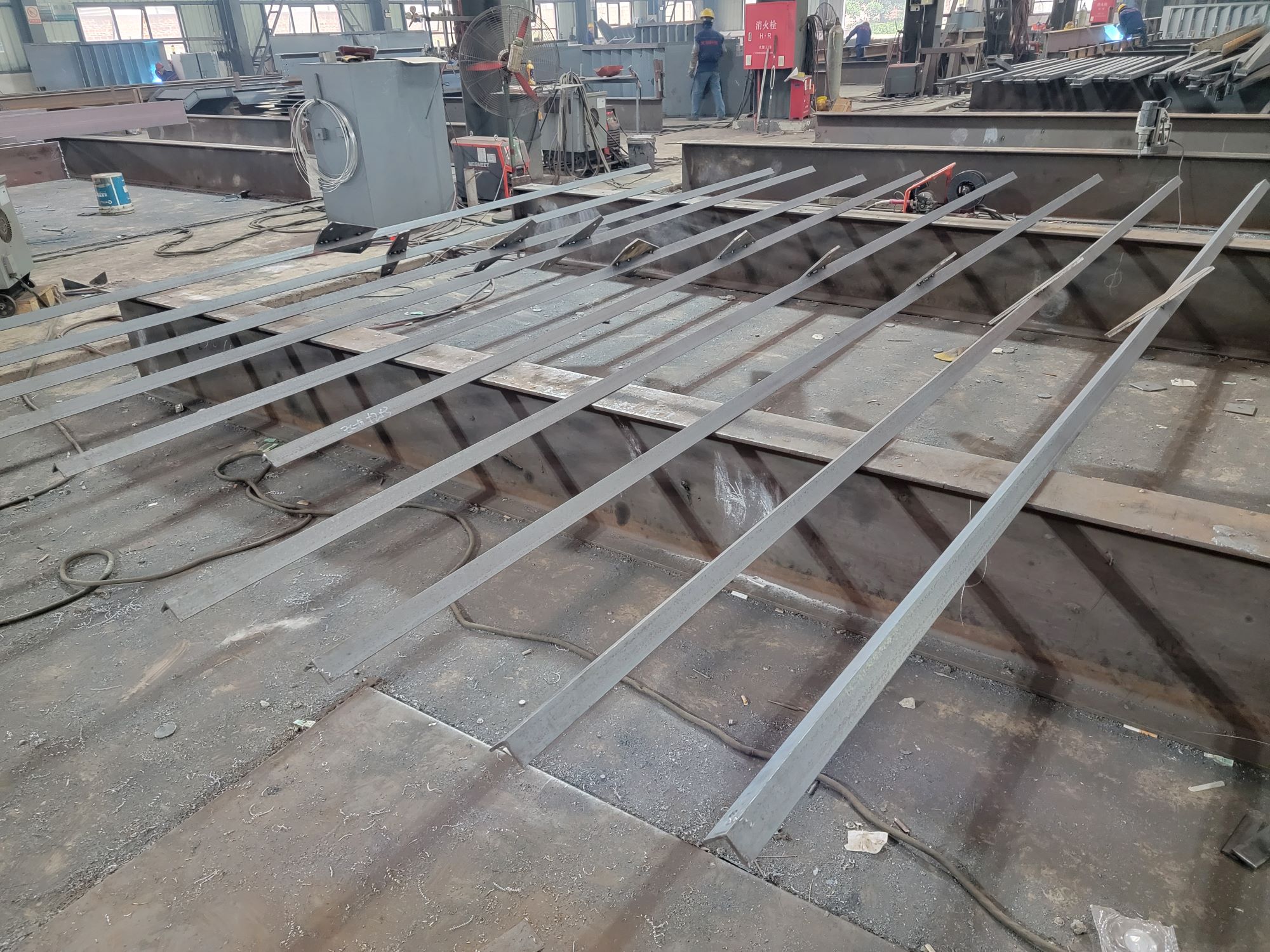 steel warehouse (5) steel warehouse (5)