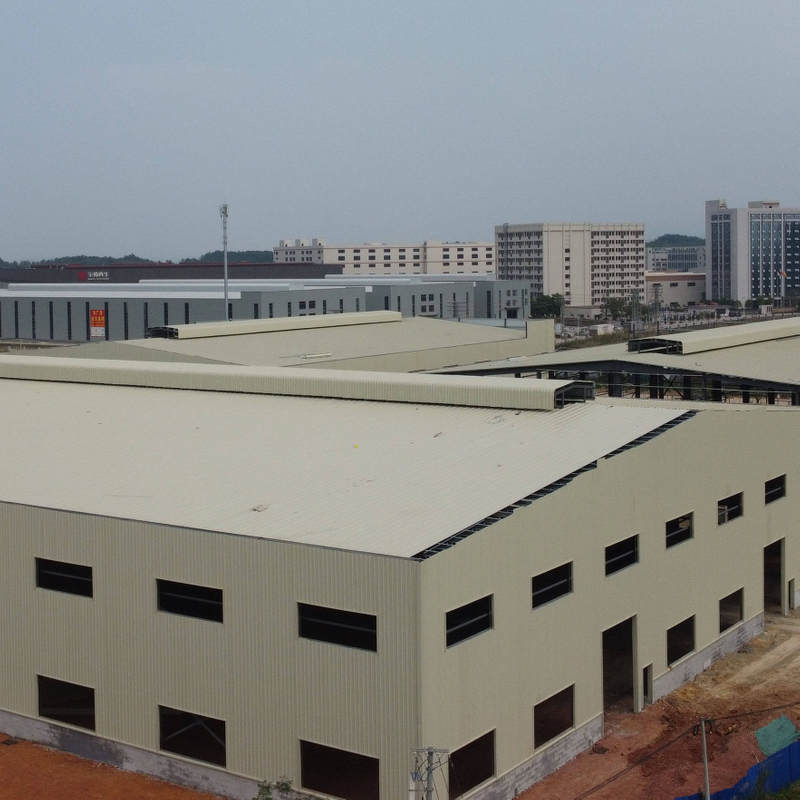 China Prefabricated Steel Structure Frame Industrial Workshop Factory Building Prefab Metal Warehouse Storage with Ridge Vent