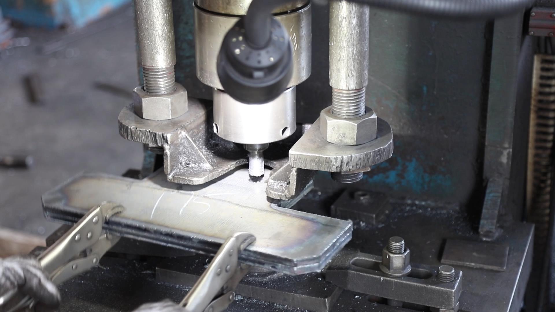 steel truss manufacturers