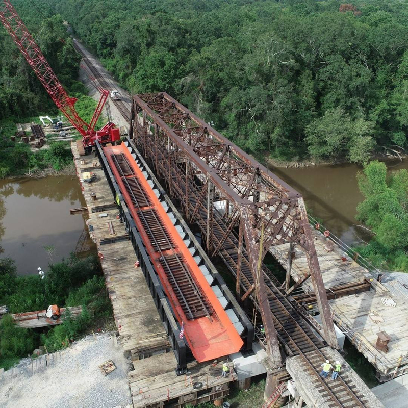 2025 the Existing 400-ton Truss Bridge Spanned 209 Feet Across the East Pearl River Replaced Two New Through-plate Girder Spans