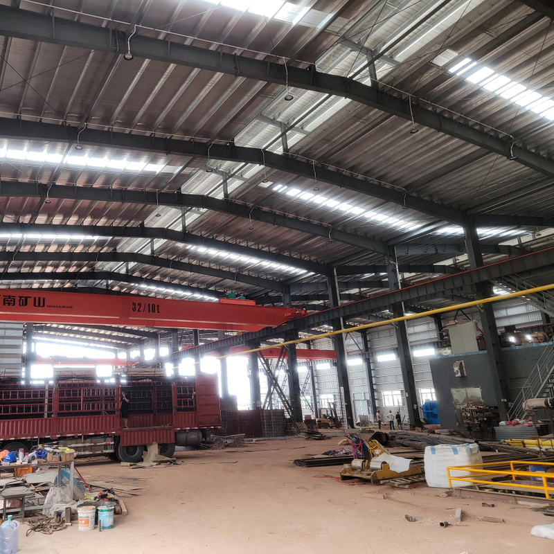 C/Z Section Purlins Steel Structure Warehouse Load Bearing Structure Workshop Metal Building with Insulation Panels