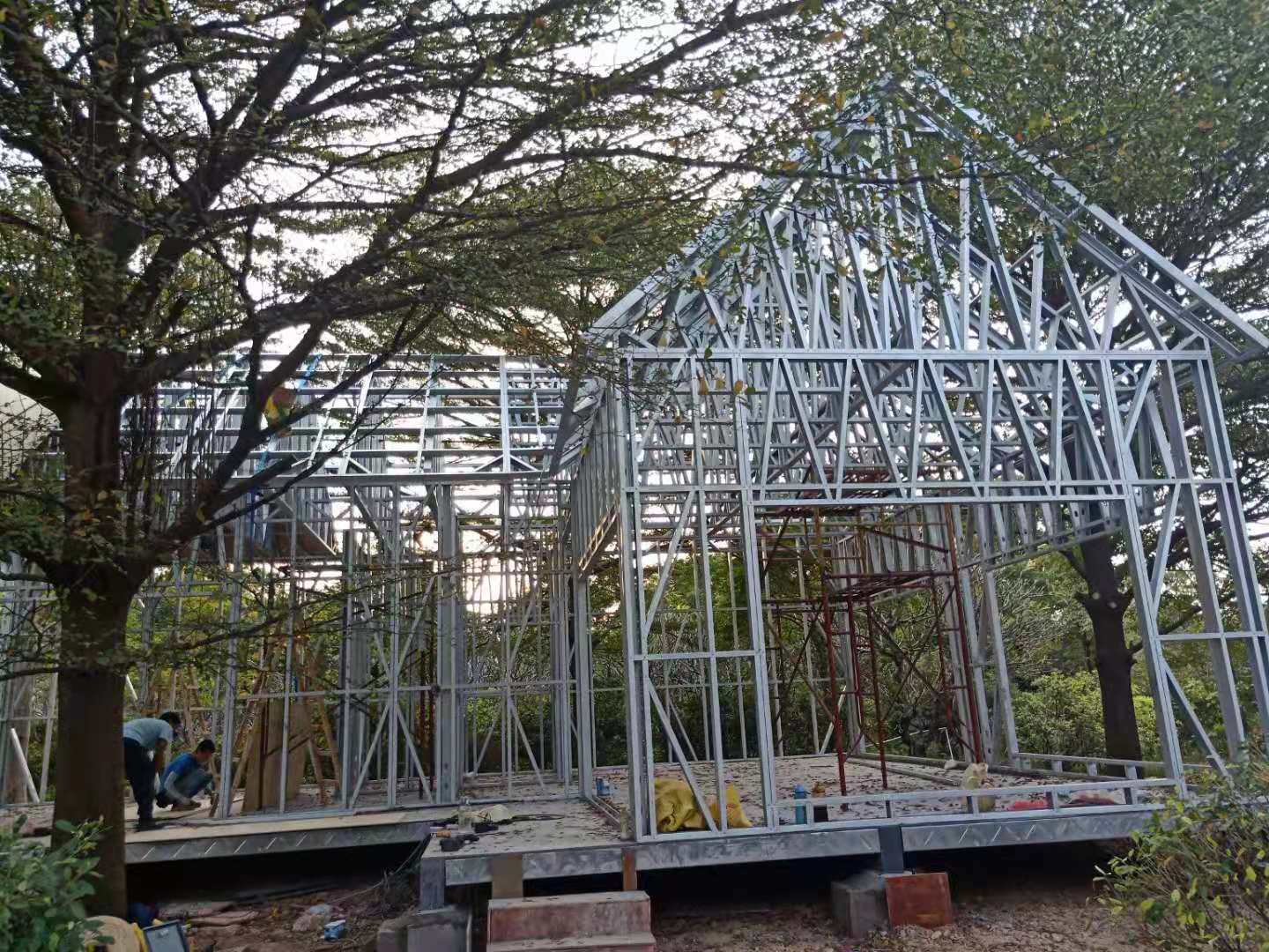 advantages of steel structure villa