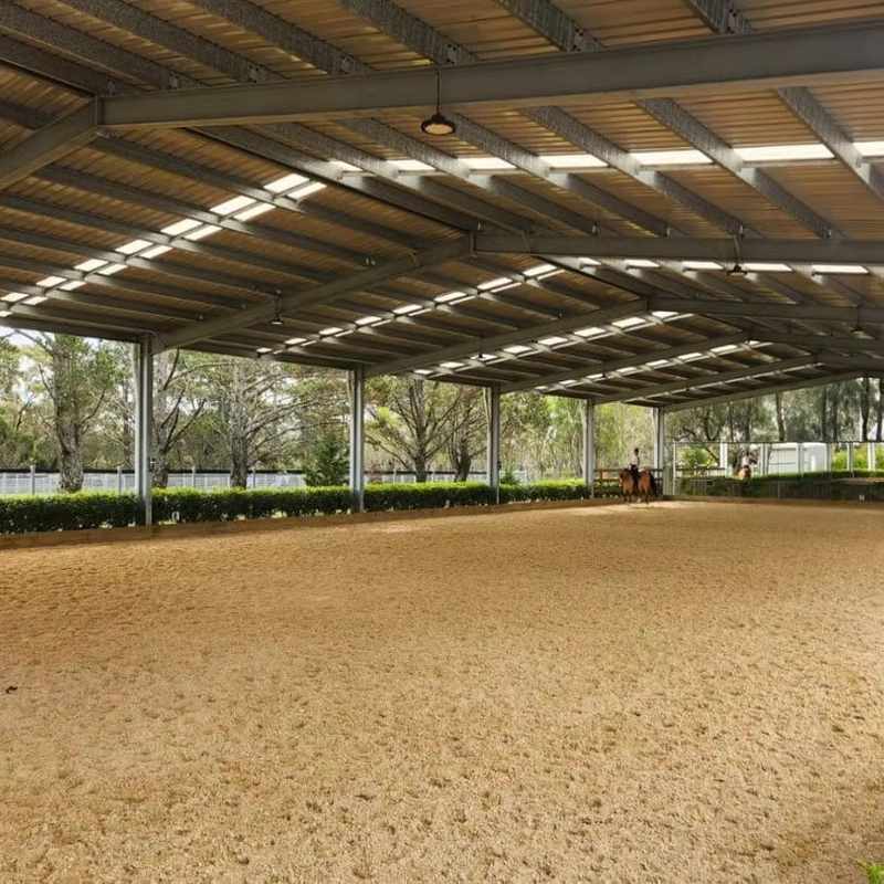 2025 Indoor Dressage Arena Measures 60mx21m American Barn-style Stables Measure 24mx12m Buildings Are Equipped with Skylights