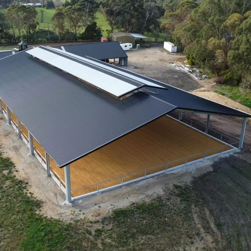 2025 the Horse Arena Measures 61mx32m While the Stable Has Dimensions of 14mx51m With 6m High Eaves and 1m Wide Eave Overhangs