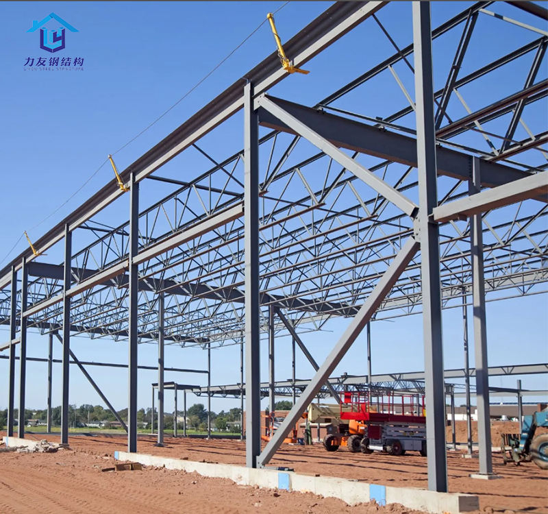 Canada Customized Prefabricated Prefab Hall Building Steel Structure Q355B Heavy Roof Truss Beam Warehouse Workshop Manufacturer