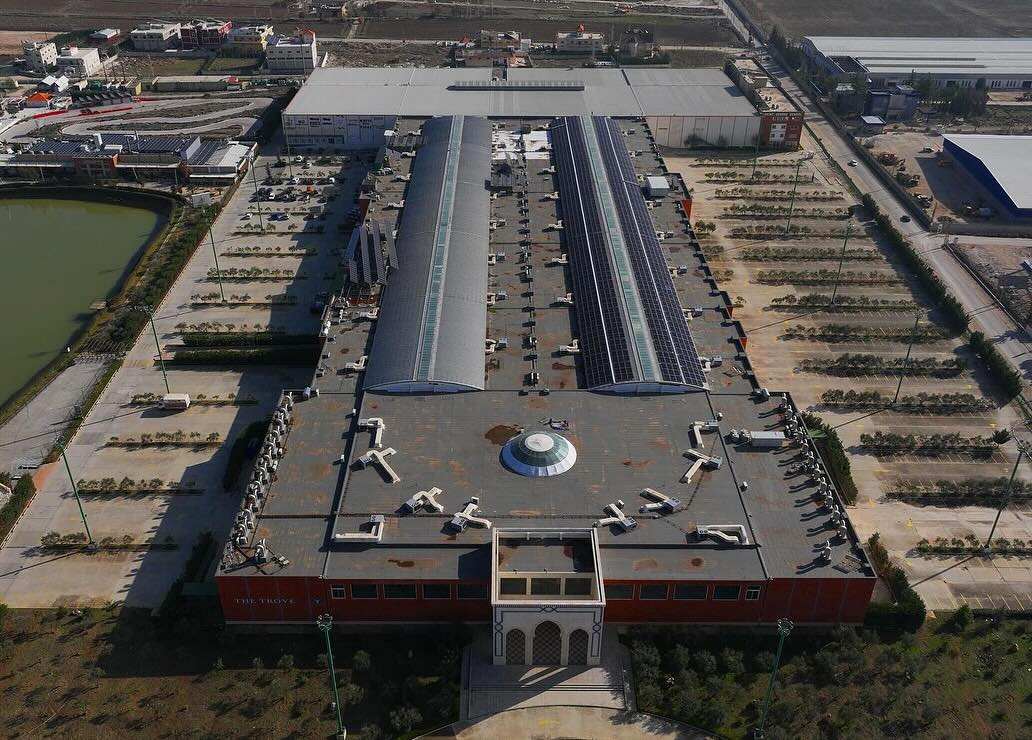 2025 Mall Spanning 80000 Sqm Space Features Comfortable Retail Areas Spacious Food Court 12 Cinema Halls Steel-based bleachers