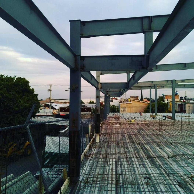 2025 Assembly of a Metal Structure in a Construction Site Within the City Works Steel Structures