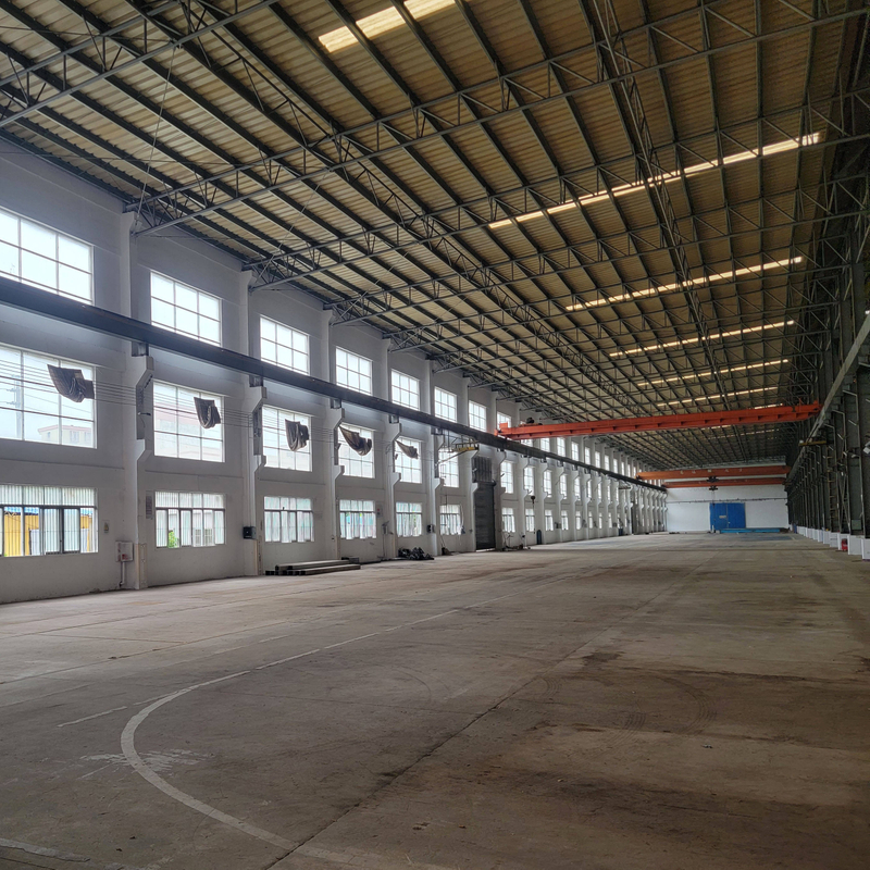 Prefab China Factory Galvanized/Paint Steel Roof Truss Metal Building