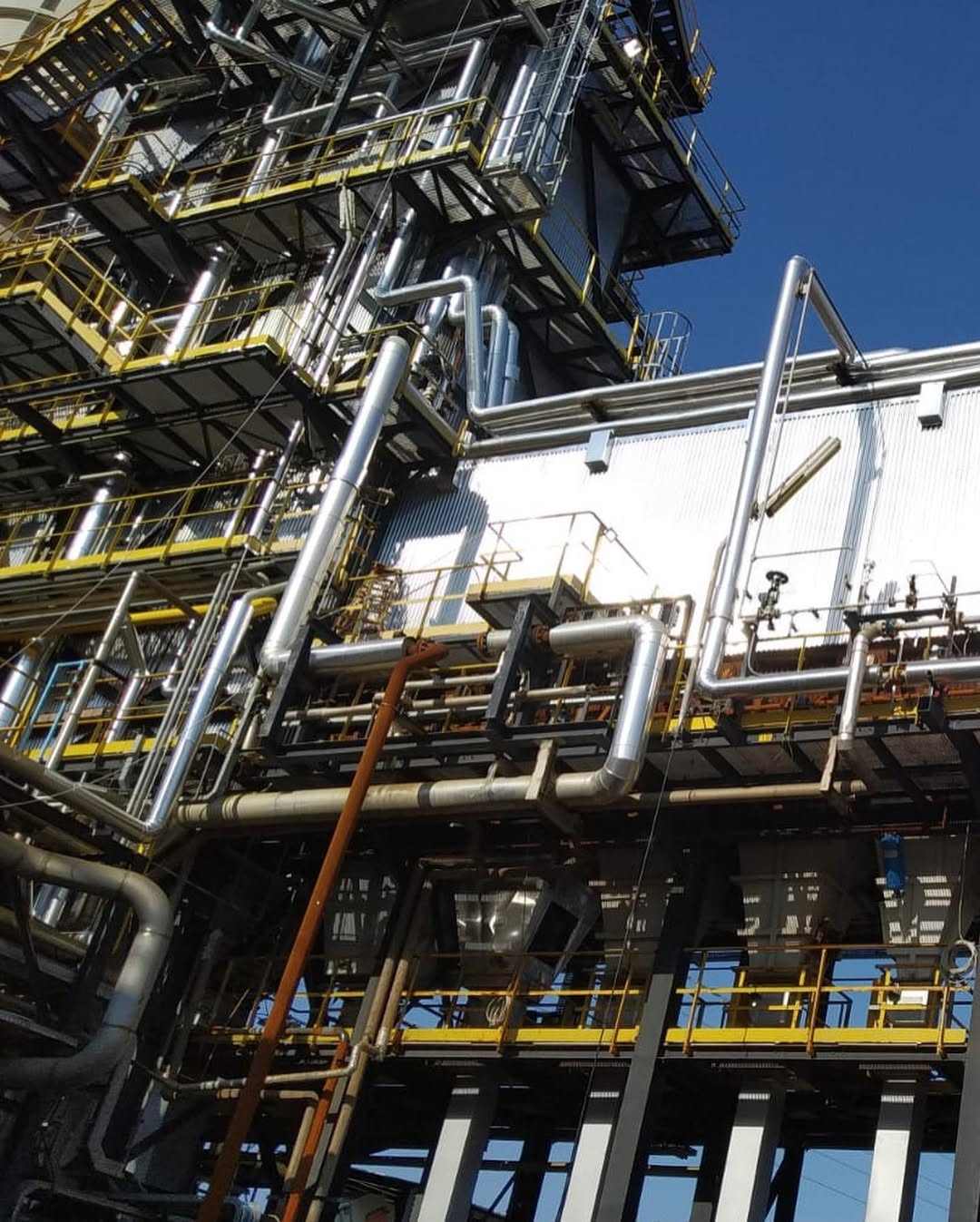 2025 Steel Structure Office Building Workshop Steelstructure Waste Transfer Garbage Scrap Metal Recycling Incineration Station