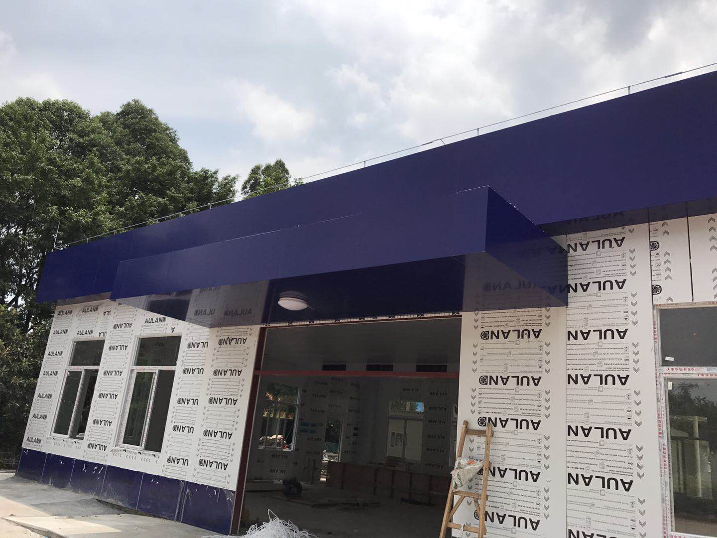 Metal Building House Installation