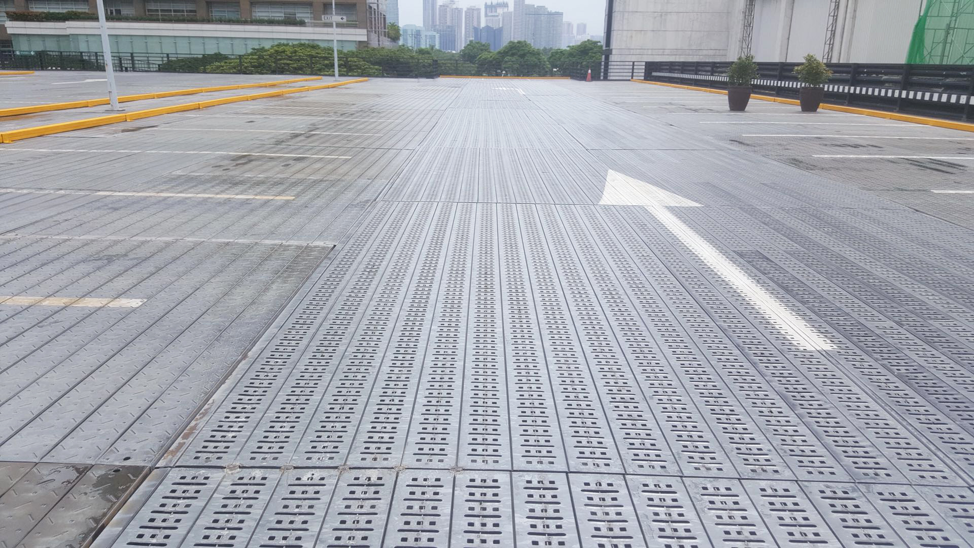 steel carpark2