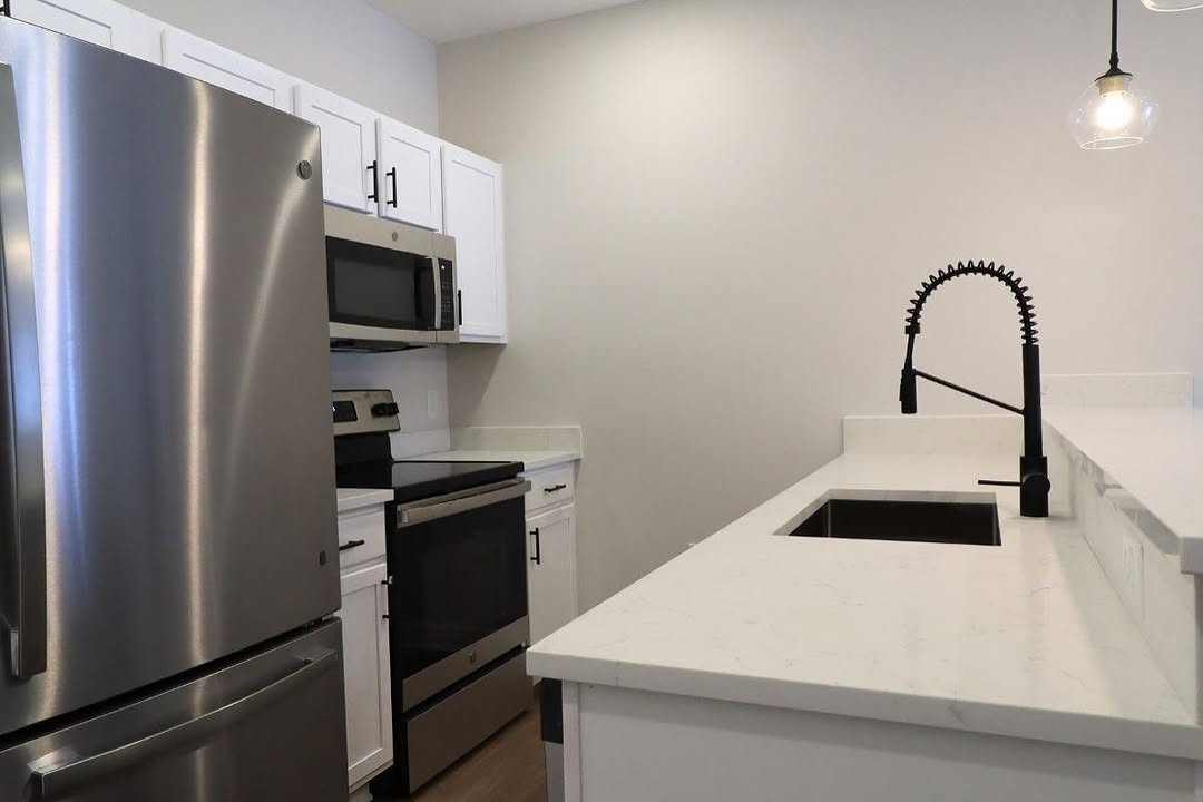 2025 Steel Structure Office Building Workshop Steelstructure a Stunning Padel and Tennis Club Specs 2500m2 Chiyah Lebanon