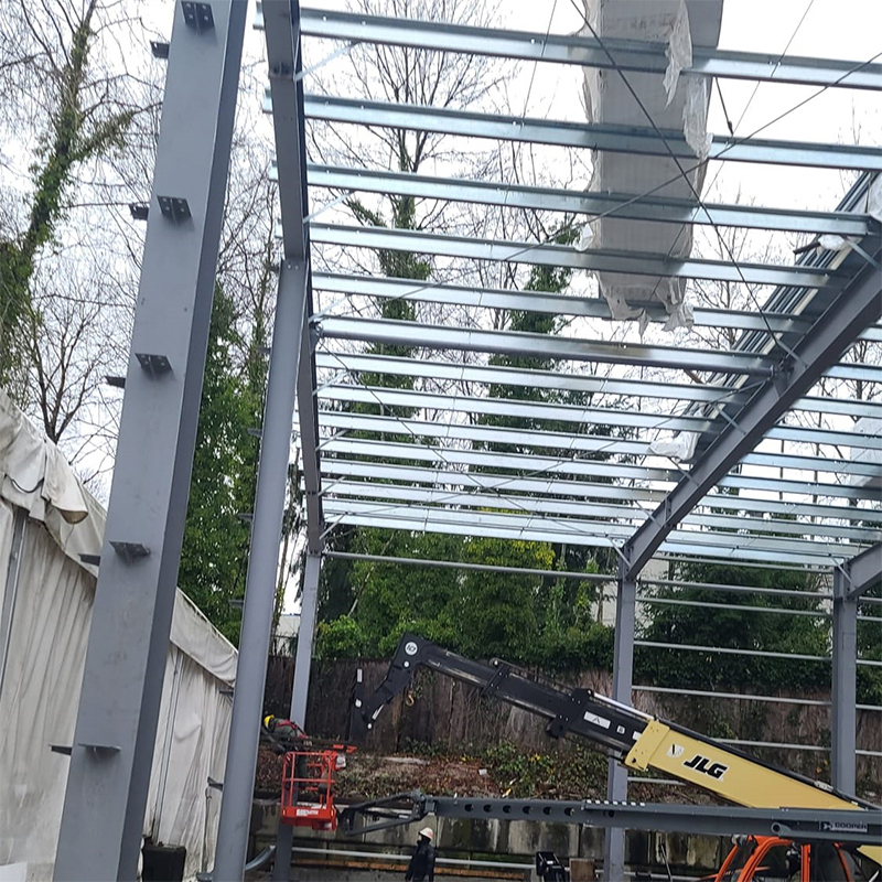 steel truss building