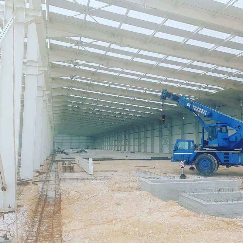 Prefabricated Steel Structure Office Warehouse Workshop Storage Closet Commercial Building Pre-Engineered Metal Shed Building