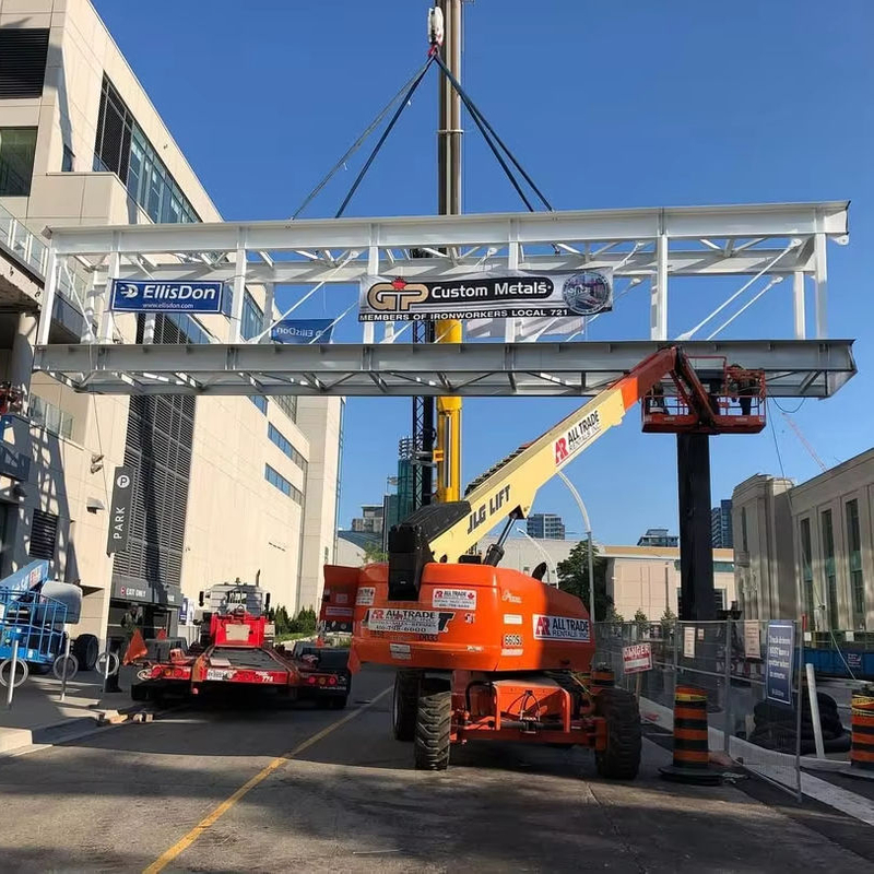 2025 This Designed Sky Bridge Will Provide an All-season Elevated Pedestrian Bridge Walkway for Convention-goers and Hotel Guest