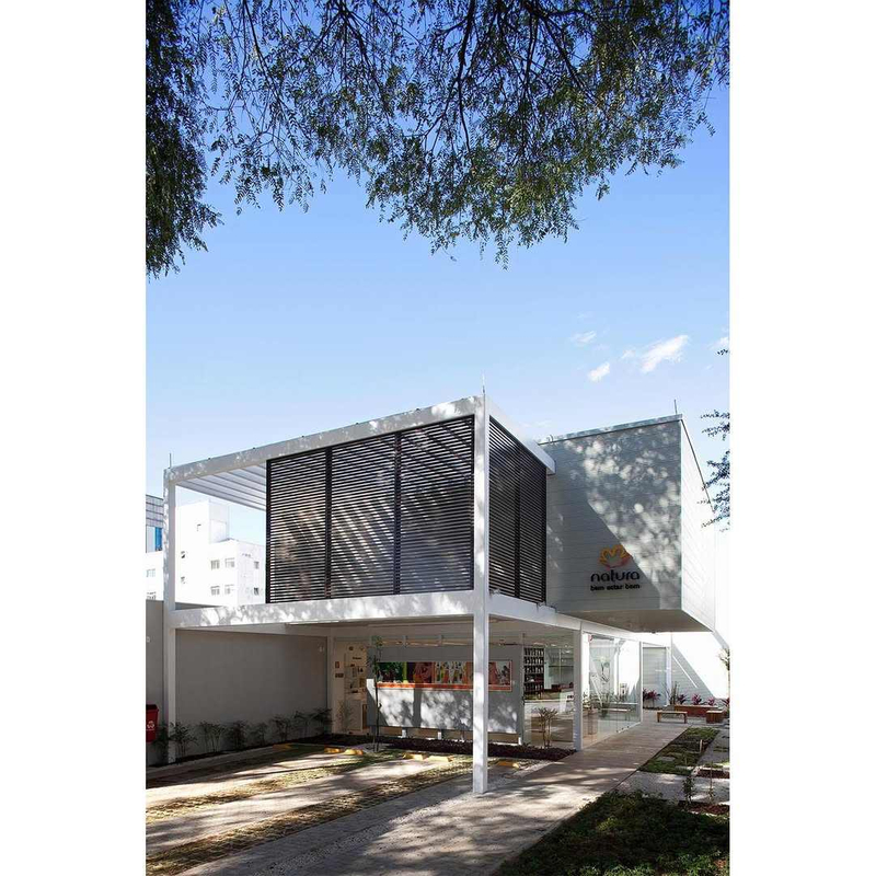 2025 Steel Metal Structure With Inserts for Brises Pergolas Be Modified Depending on the Characteristics of the Environment