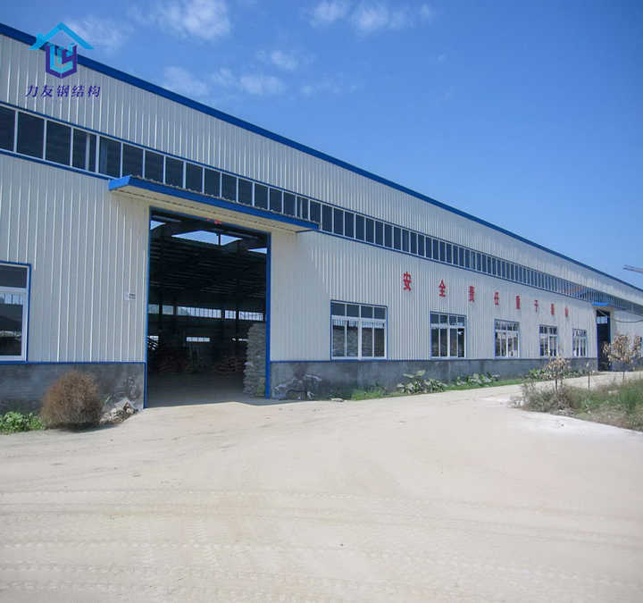 Steel warehouse prefabricated shed EPS sandwich wall panel warehouse prefabricated hospital steel structure buildings homes