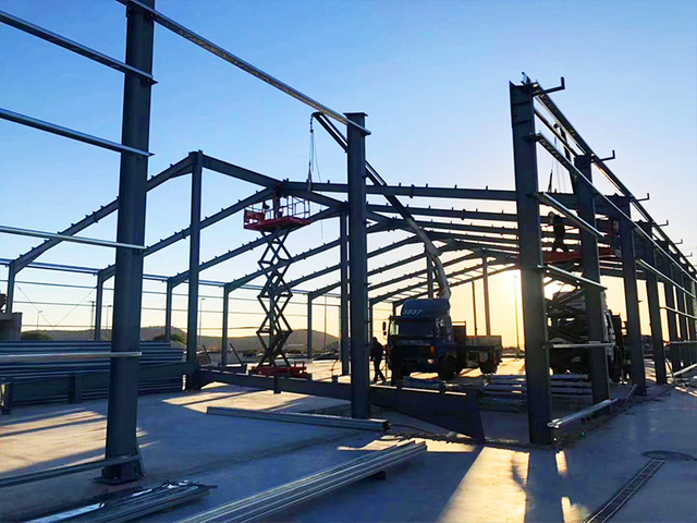 Steel Structure Warehouse with Mezzanine and Office in Israel