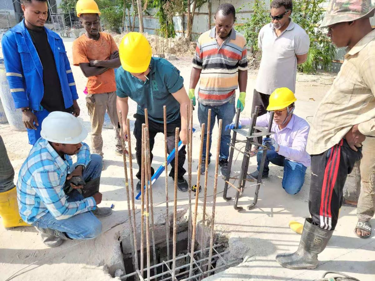 Steel Column Foundations (1)